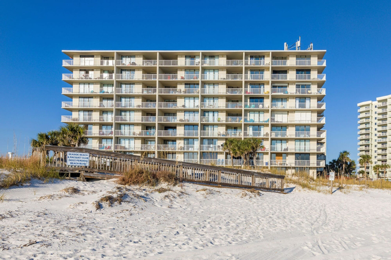 Front of property, Seaside Beach & Racquet 1114, Baldwin