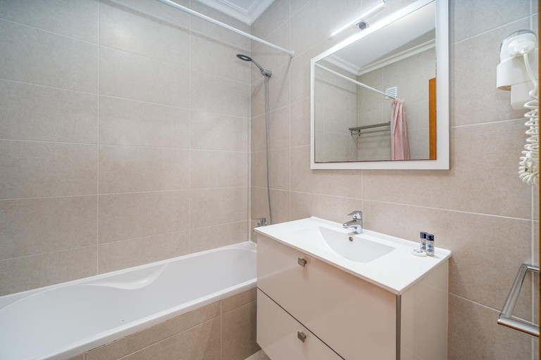 Bathroom 3, Apartamento Senhora da Rocha, Lagoa