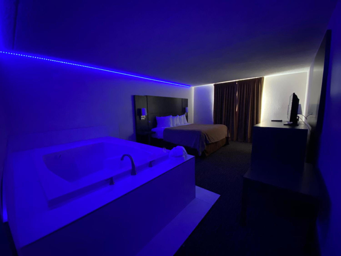 Others 5, Chicago Club Inn & Suites, Dupage