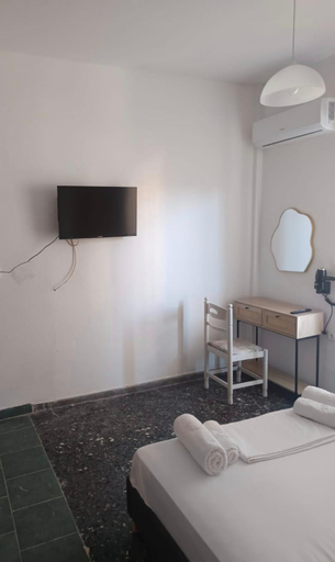 Bedroom 2, Hector's Studios, Ionian Islands