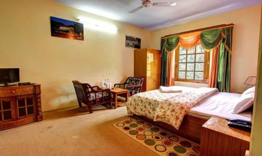 Room 5, Fabhotel Ballu’S Cafe & Resort, Kullu