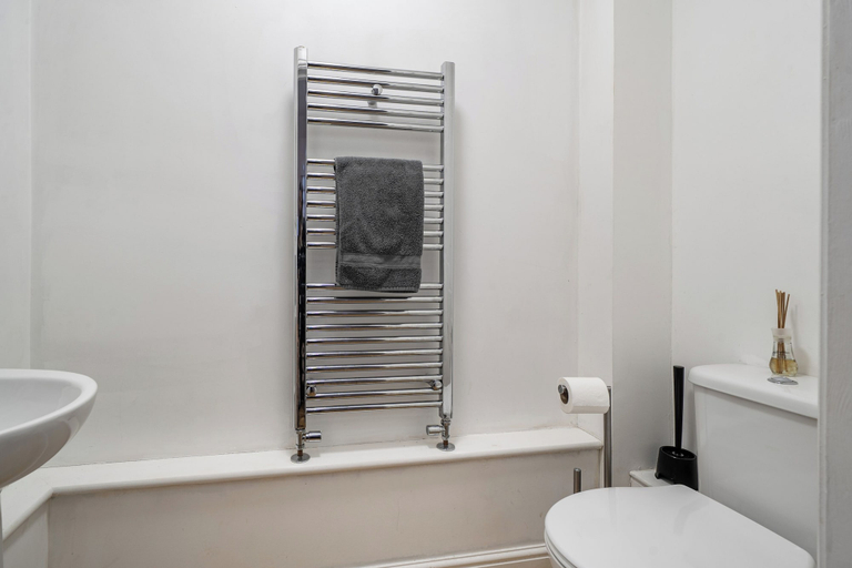 Bathroom 5, Seaside Cottage Escape in Paignton - Sleeps 4, Torbay