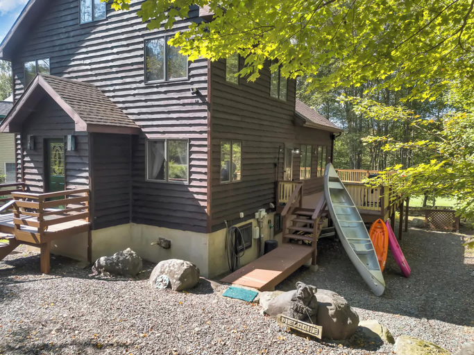 Interior 3, Large Family Friendly House on the Fairway Hideout, Wayne