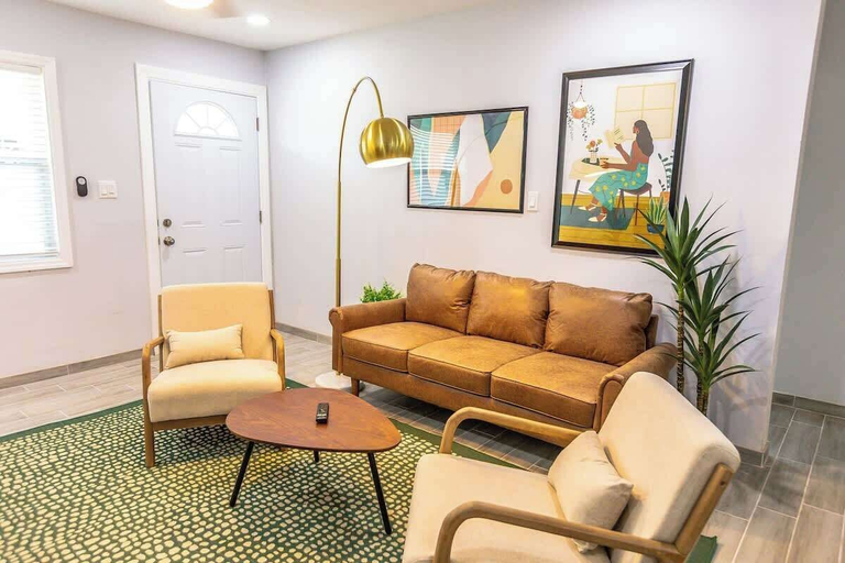 Interior 2, Trendy Home by Jet Skis, Parks & Art Hotspots, Sarasota