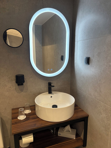 Bathroom 4, Laholms Stadshotell, Laholm