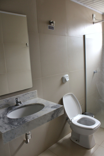 Bathroom 3, Premier Hotel, Votuporanga