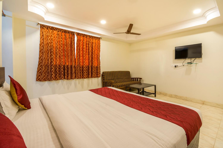 Others 2, Hotel Siri Grand, Visakhapatnam