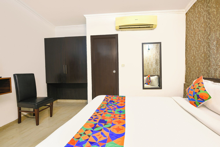 Room 4, Fabhotel Dream Porto, Delhi