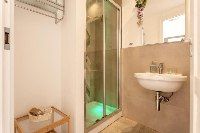Bathroom 5, MassimoCentro Rooms, Palermo