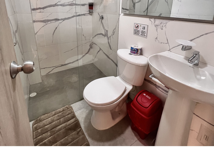 Bathroom 4, Park 66 Apartaestudios, Santiago de Cali