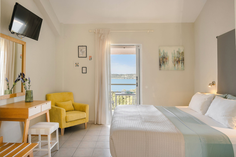 Bedroom 4, Panorama Fanari Studios & Apartments, Ionian Islands
