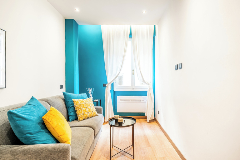 Others 5, Guesthost - Dimora Ponte Vecchio Lovely Apartment, Florence