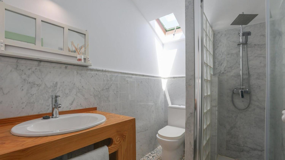 Bathroom 3, Casa Huerta El Fontanarillo Montemayor by Ruralidays, Córdoba