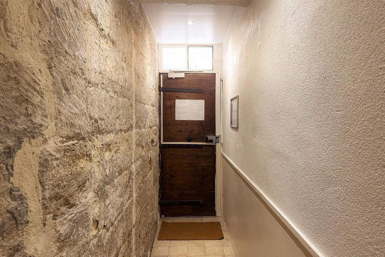 Others 2, Les Appartements du Clocher, Vaucluse