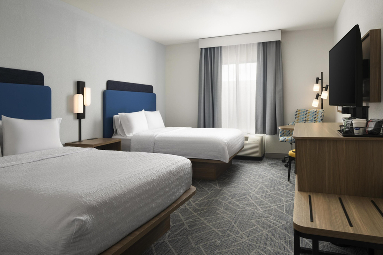 Bedroom 4, Hampton Inn & Suites Rochester/Henrietta, Monroe