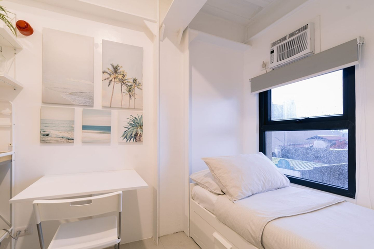 Room 4, Canopyproperties, Makati City