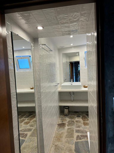 Bathroom 3, CASA da PISCINA, Quinta do Espinho, Douro Valley, Tabuaço