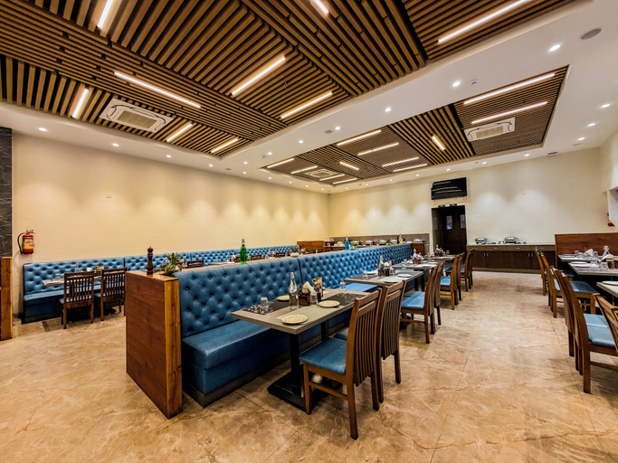 Food & Drinks 5, ZiP By Spree Hotels Pandharpur, Solapur