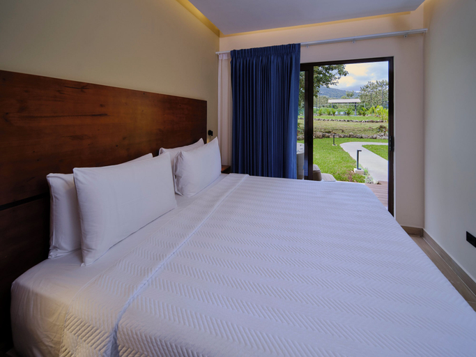 Room 3, Arenal Volcanic Villas, San Carlos