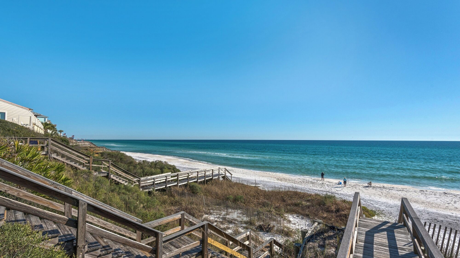 Beach 2, Pet-friendly 3BR Cottage in Seacrest w/ Pool & Private Beach Access, Walton