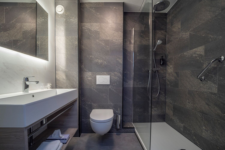 Bathroom 4, Fletcher Hotel De Witte Brug, Nederlek
