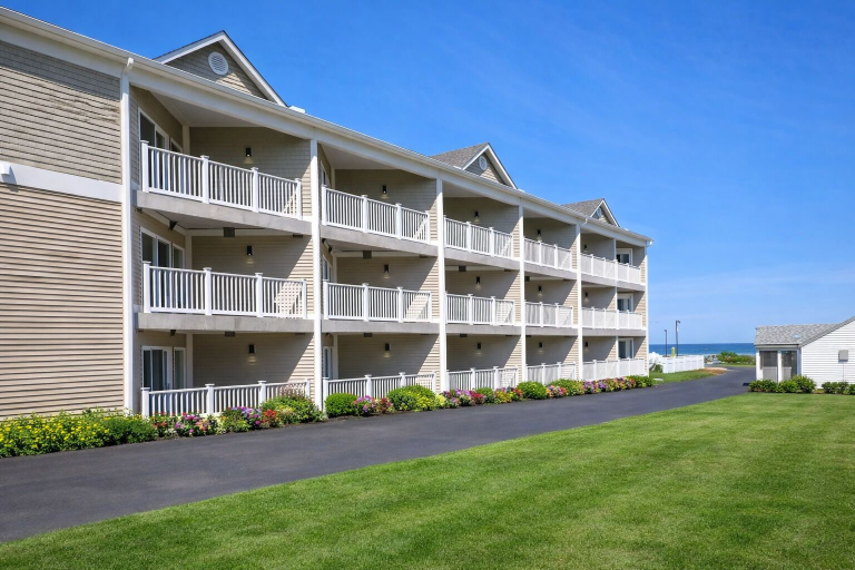 Exterior & Views 2, Ocean Sands at York Beach, York