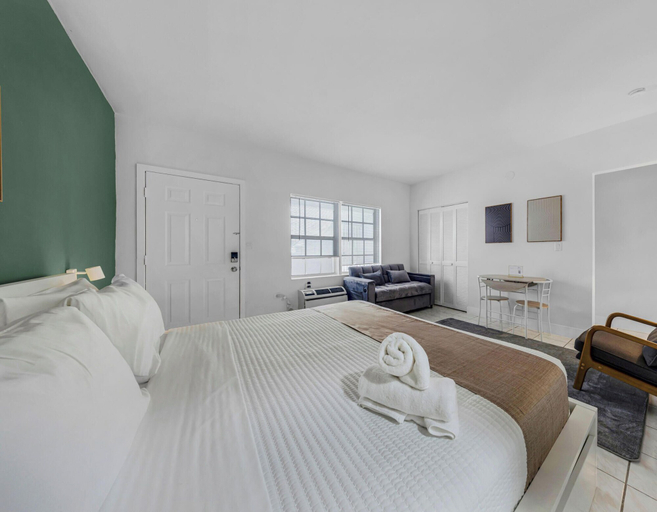 Room 4, Relaxing Studio Near the Beach - Parking, Miami-Dade