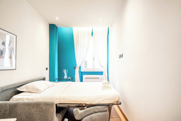 Others 5, Guesthost - Dimora Ponte Vecchio Lovely Apartment, Florence