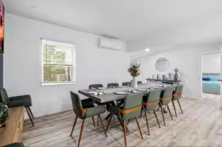 Dining room 4, Resort Villa Modern Pool Outdoor Dining, Broward