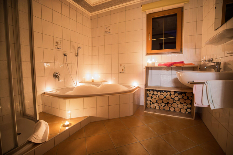 Bathroom 4, Haus Alpenkönig, Innsbruck Land
