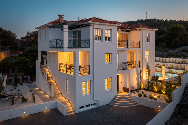 Room 3, Villa Verde Ra anj With Heated Pool, Rogoznica