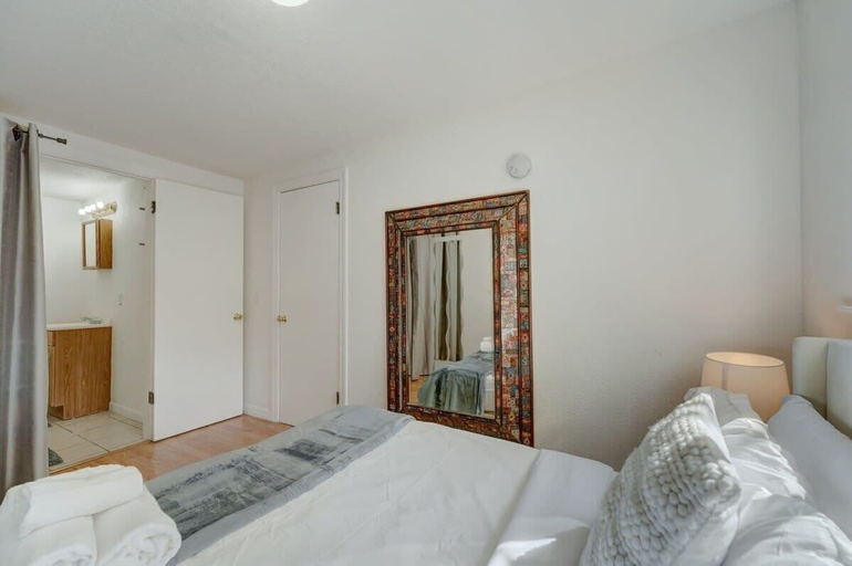 Interior 3, Marbella Lane -cozy 1BR Studio in Palo Alto Dwtn, Santa Clara