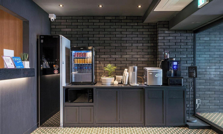 Interior 5, No. 25 Hotel Sinchon, Mapo