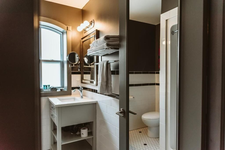 Bathroom 2, The Grove Hotel, Essex