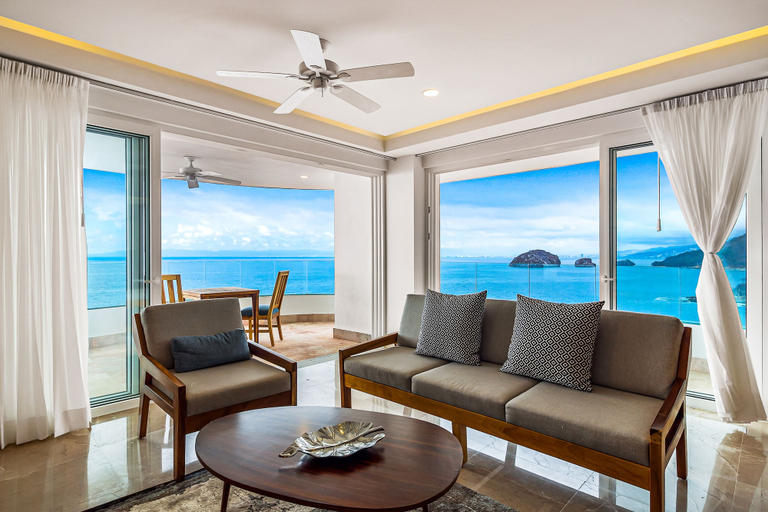 Living area 5, Exquisite Condo With Panoramic Ocean Views, Amazing Pool & Balcony, Puerto Vallarta