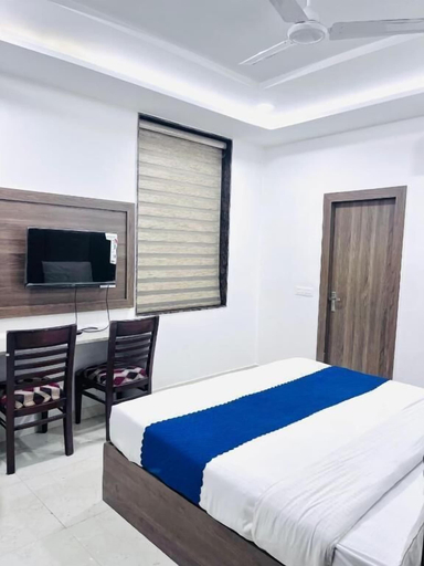 Room 4, Hotel MM Palace, Agra