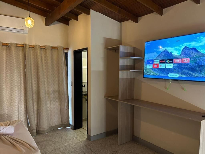 Room 3, Casa Kyros Boutique Coliving, Medellín