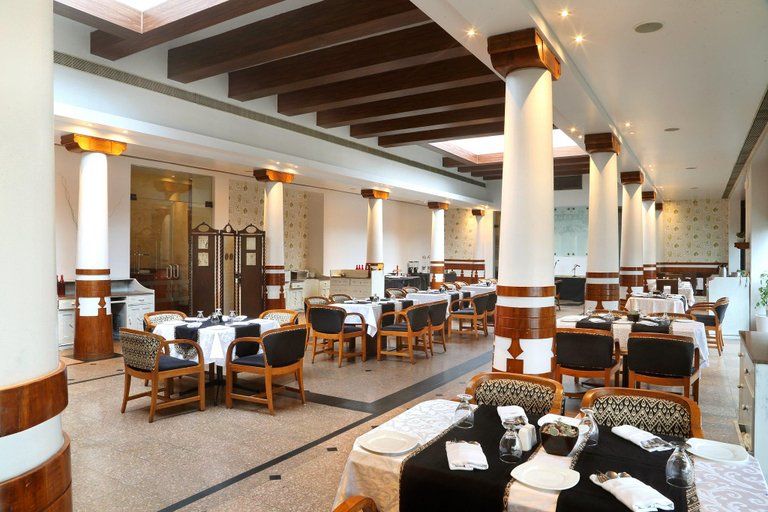 Food & Drinks 5, Maurya Patna Hotel, Patna