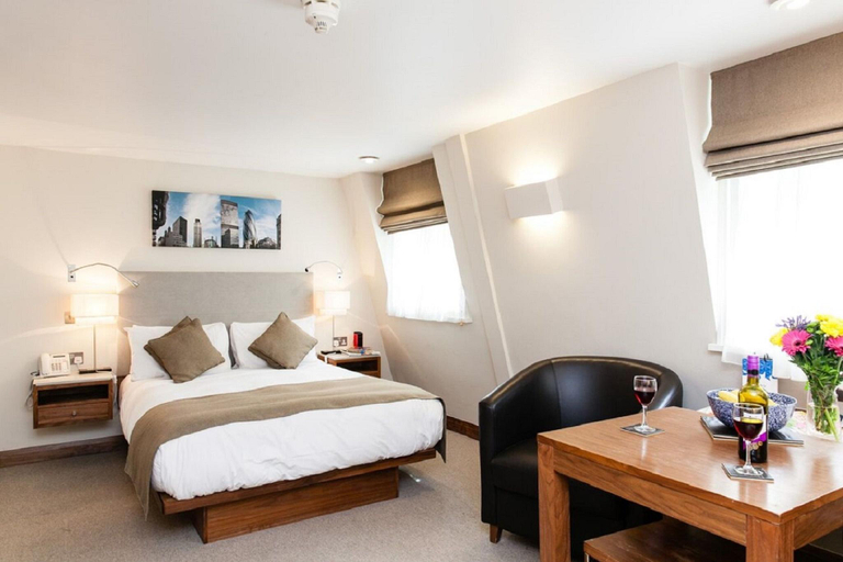Bedroom 2, Master Cannon, London