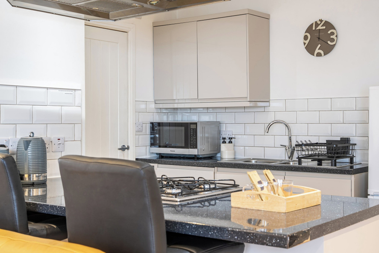 Private kitchen 3, Seaside Cottage Escape in Paignton - Sleeps 4, Torbay