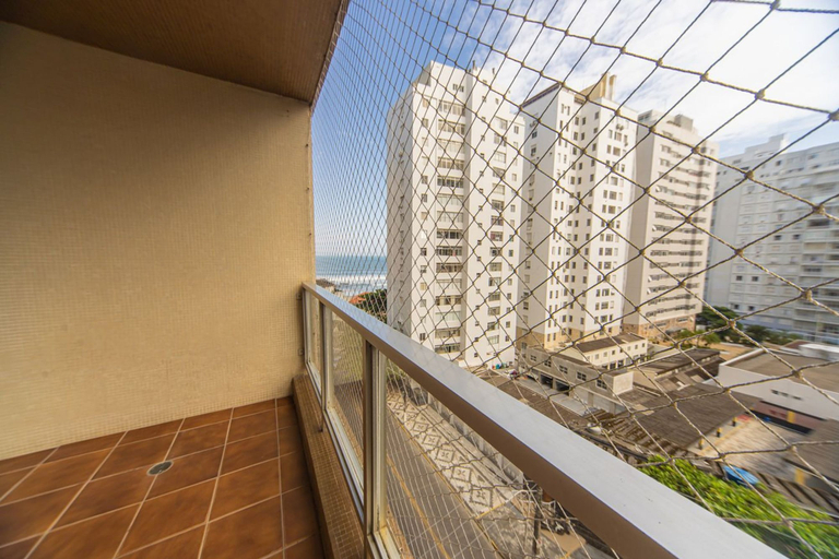 Room 5, Apto com 3 Quartos a 200m da Praia Pitangueiras, Guarujá