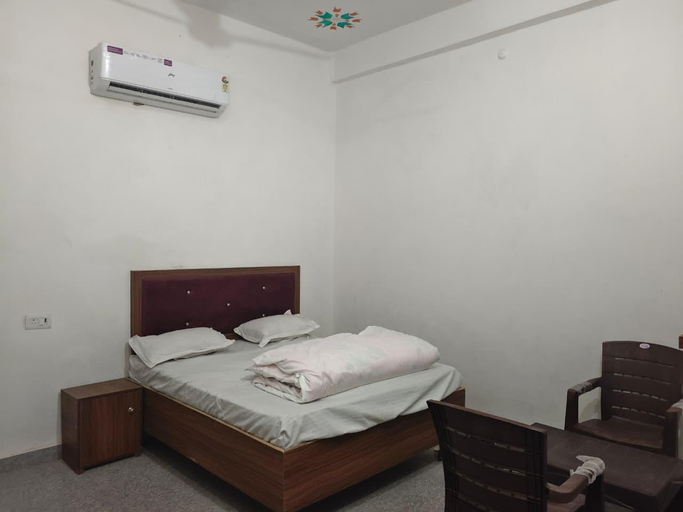 4, Sivago hotel, Mathura