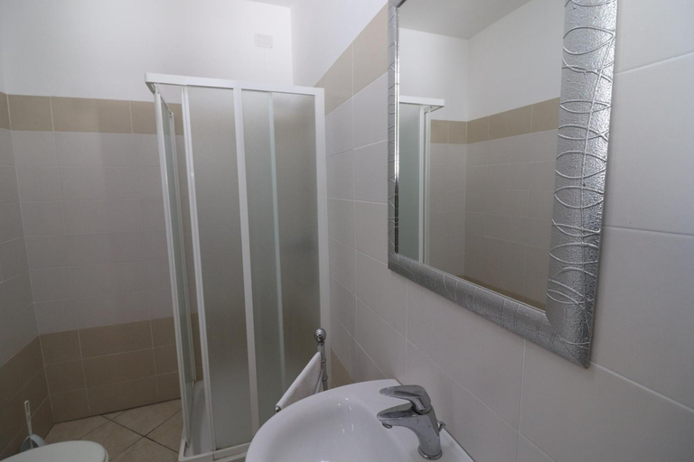 Bathroom 3, Amelies House Otranto, Lecce