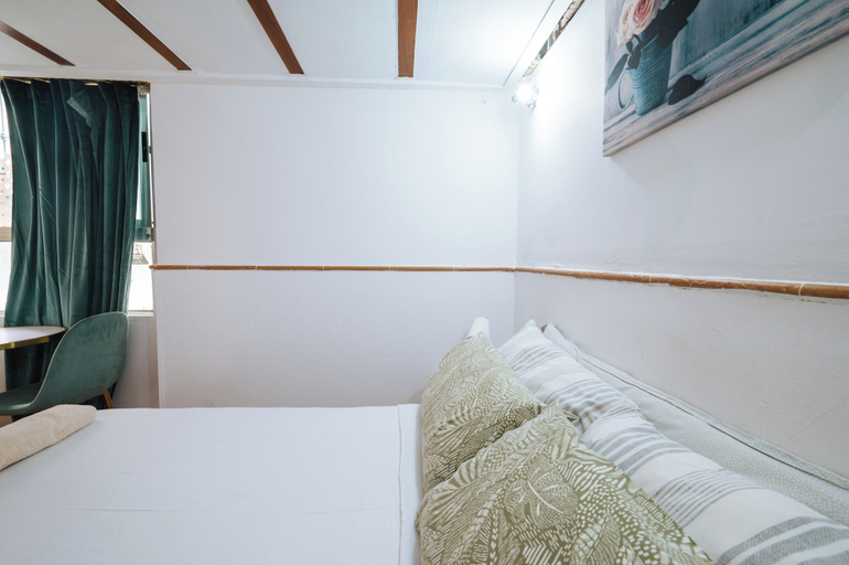 Bedroom 2, airbhouse private rooms & apartments, Sevilla