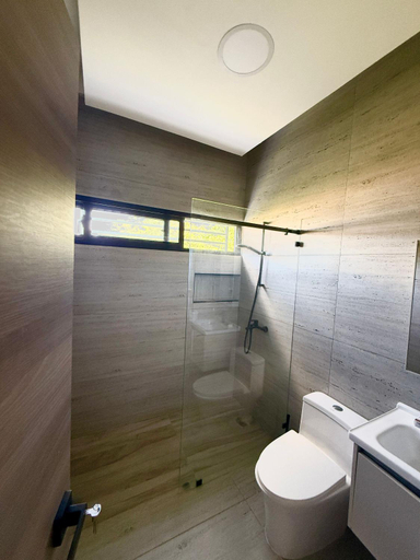 Bathroom 2, Modern 2BR Villa With Private Pool, Starlink Wifi, Security, Near Macao Beach, Salvaleon de Higuey