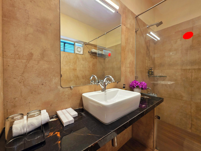 Bathroom 3, Tiger Moon Resort, Sawai Madhopur