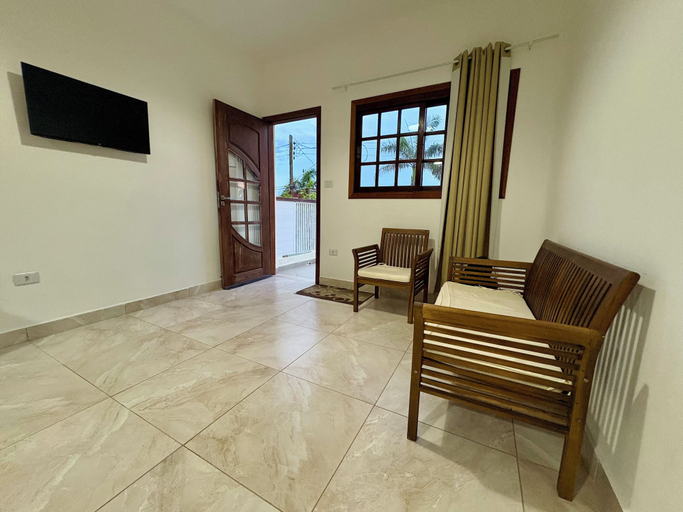 Living room 3, Casa Nova a 1 min da Praia, Cananéia