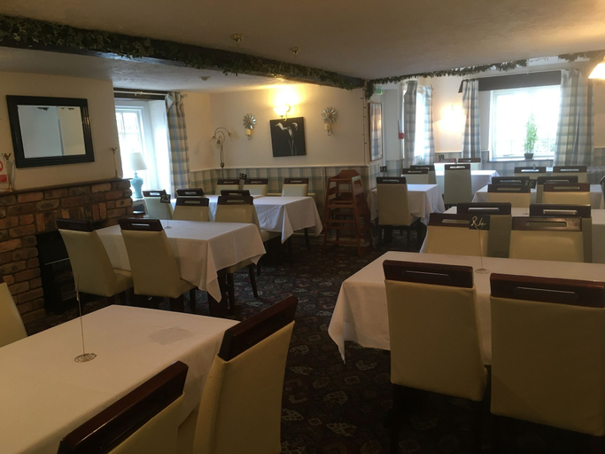 Food & Drinks 5, The New Inn Hotel, Powys