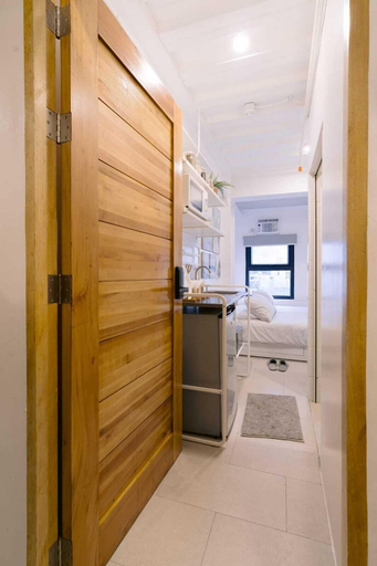 Room 2, Canopyproperties, Makati City