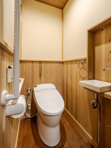 Bathroom, Nadeshiko Shirakawa Machiya House, Kyoto